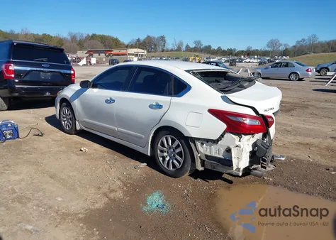 2018 Nissan Altima 2.5 S z USA, uszkodzony, nr VIN 1N4AL3AP5JC252616